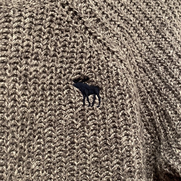 Abercrombie & Fitch Cropped Sweater Size S - Picture 3 of 8